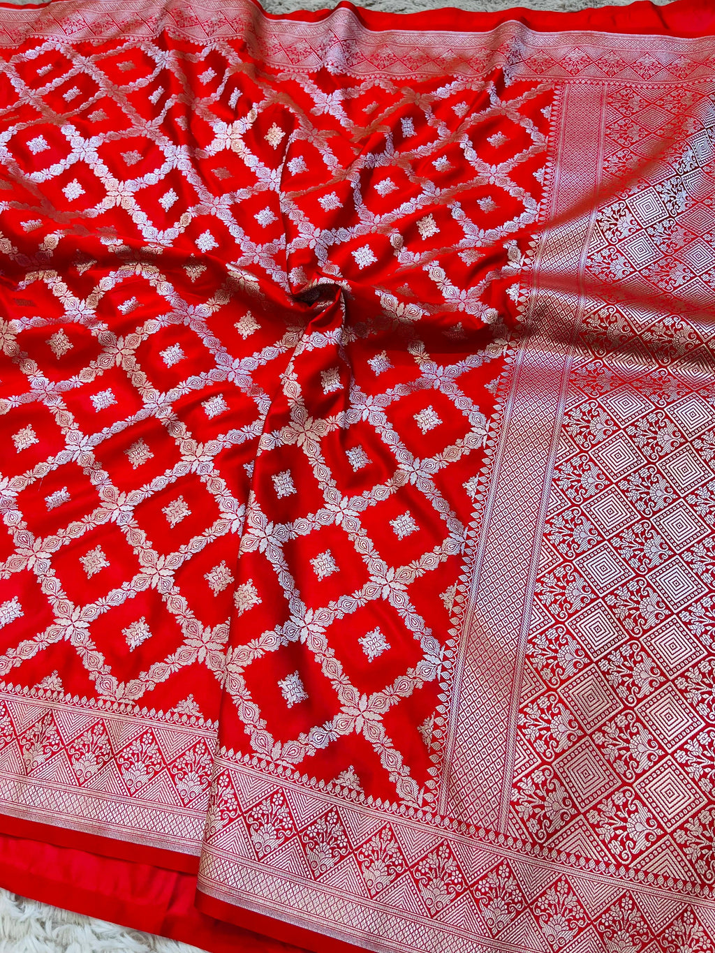 Scarlet Red Pure Banarasi Silk Saree with Silver Zari Jaal Weave & Chevron Border