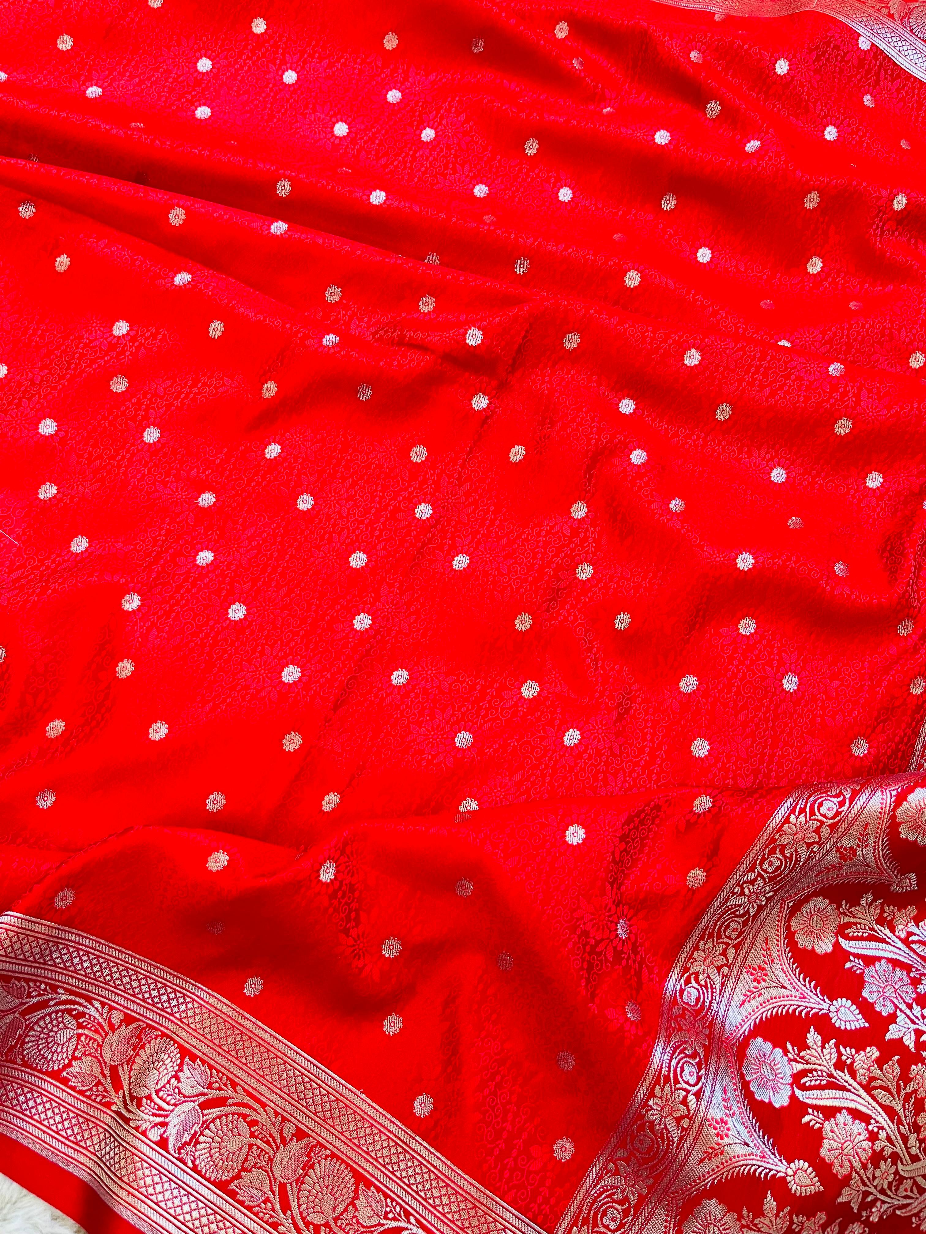 Royal Mashru Katan Silk Tanchoi Saree — Handwoven Banarasi Elegance